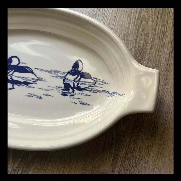 Benn & Gallagher Harstine Island Coastal Duck Pugent Large 15" Platter Casserole - Picture 4 of 8